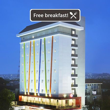 Amaris Simpang Lima Hotel Semarang Luaran gambar